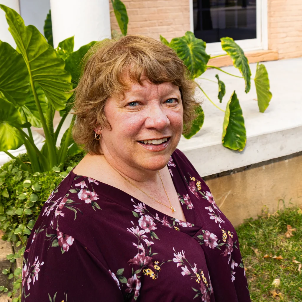 Denise Baumann Headshot