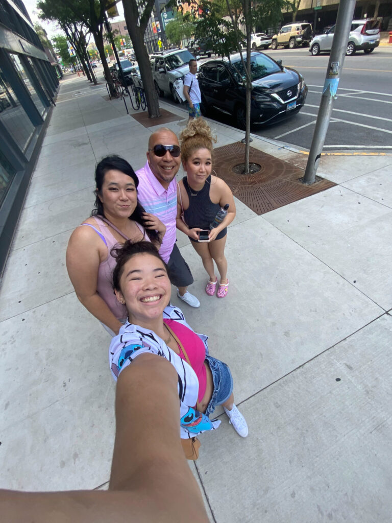 Marcus Richardson with wife and daughters