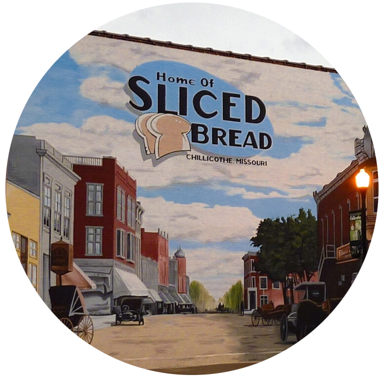 A mural in Chillicothe with big letters: "Home of Sliced Bread"