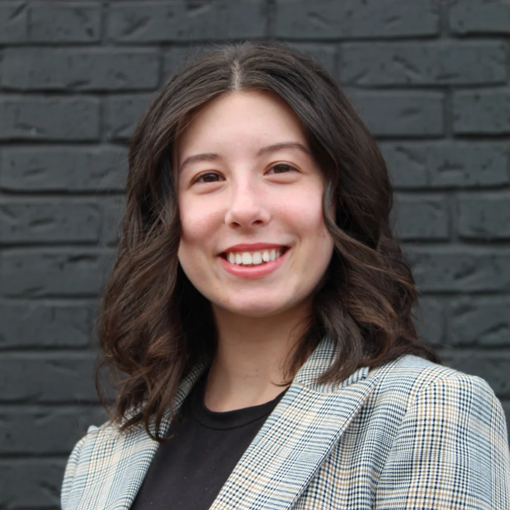 Katie Sammons Headshot