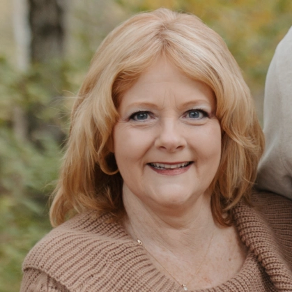 Katy Willis Headshot